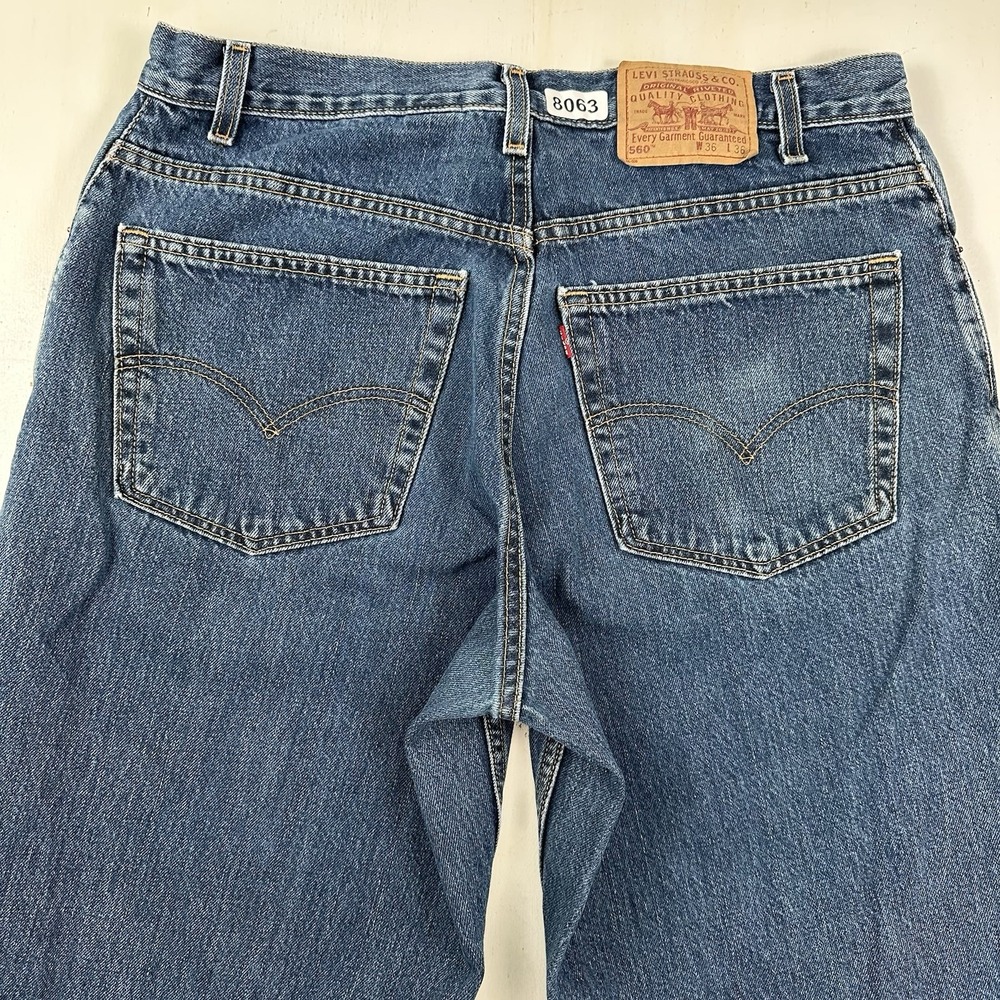 VTG Y2K Levi's 560 Loose Jeans Actual 35x36 Tapered Rare Size Blue Made In‎ USA